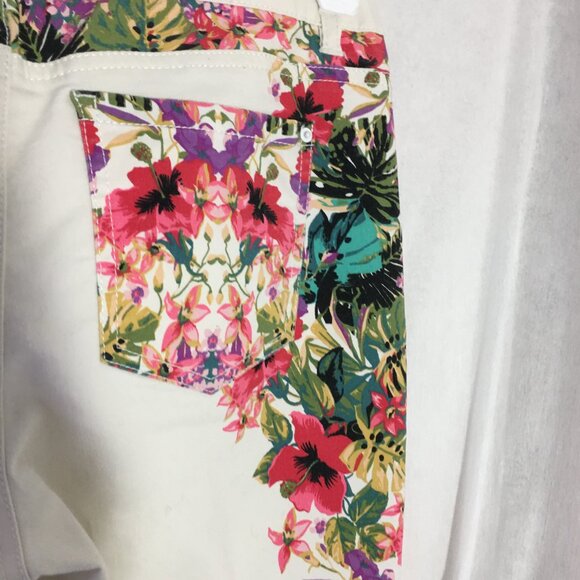 BISOU BISOU Pants White Jeans Sz10 Waist 32" Floral Graphics legs hip Denim - Picture 8 of 9